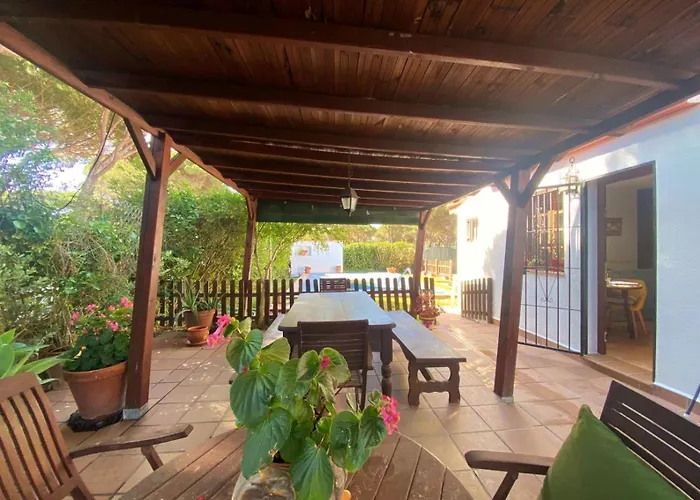 Chalet Roche A 300 Metros De La Playa